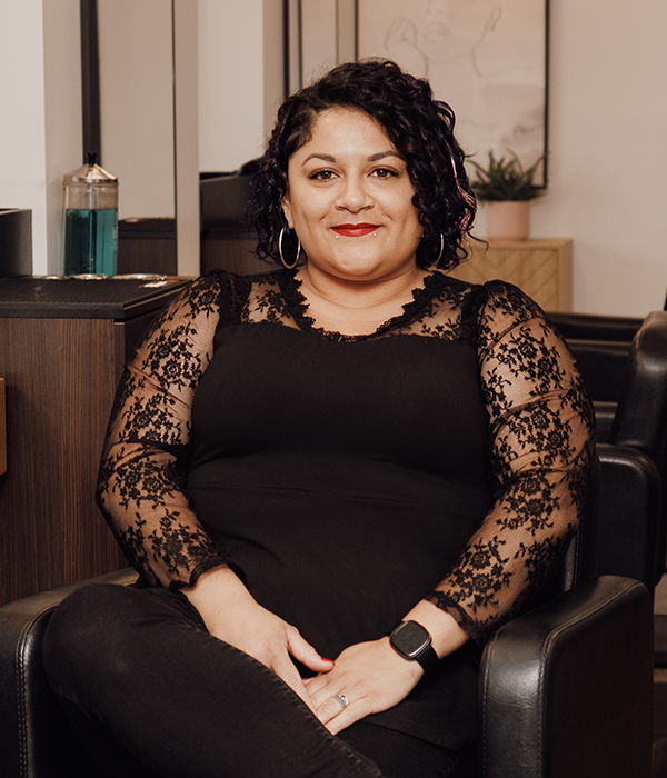 yesenia Yesenia profile portrait